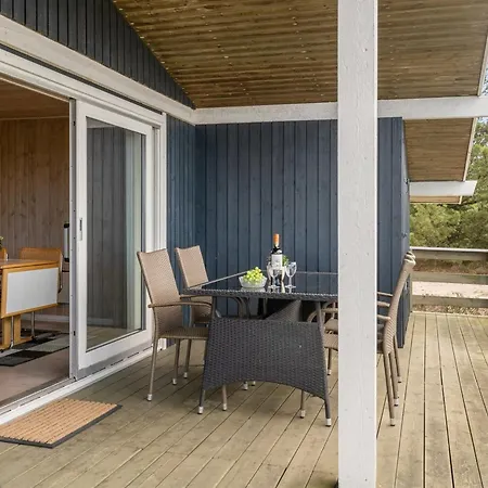 Arun - 150m From The Sea By Interhome