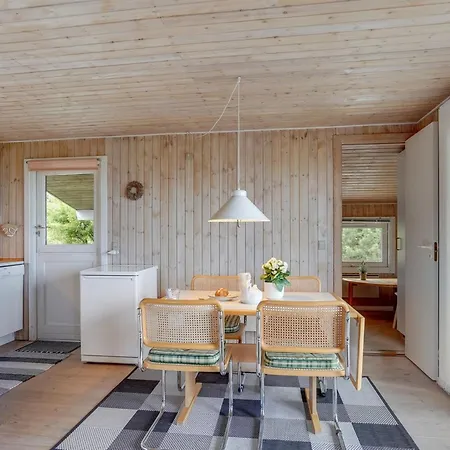 Arun - 150m From The Sea By Interhome Feriehus Laeso